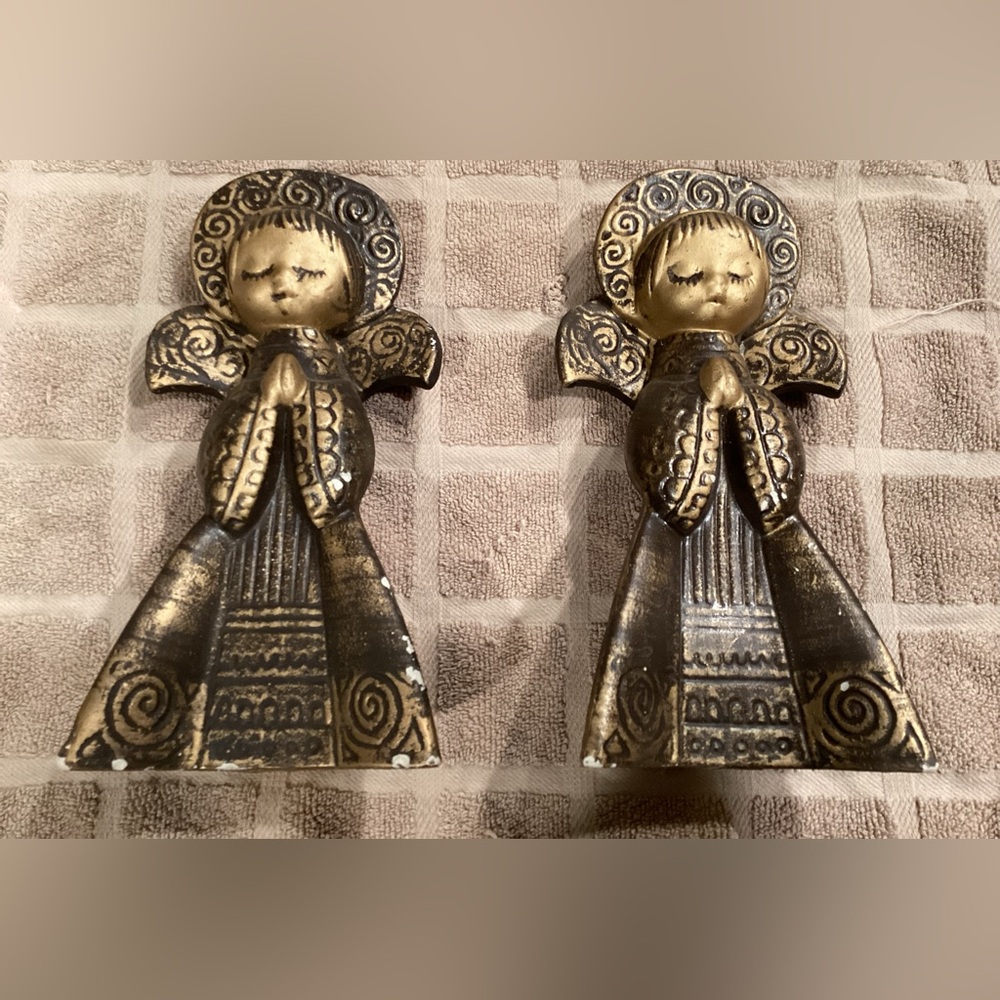 Vintage RB gold plasterware praying angels